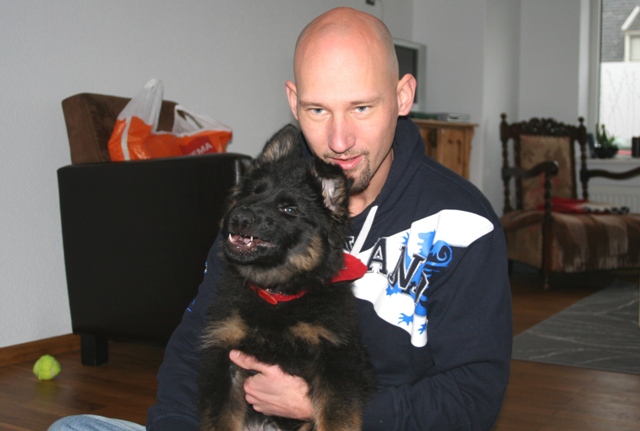 Fotos/2010vervolgTaylor/Carel-Kaiser/Lachen_met_de_baas[1].jpg